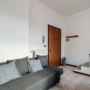 Piazza Roma By Quokka 360 - Historic Flat In The Centre Of Como